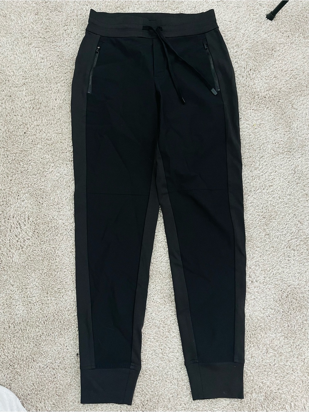 Athleta Headlands Hybrid Trek Mid Rise Black Joggers Women’s Size 2 - Picture 3 of 7
